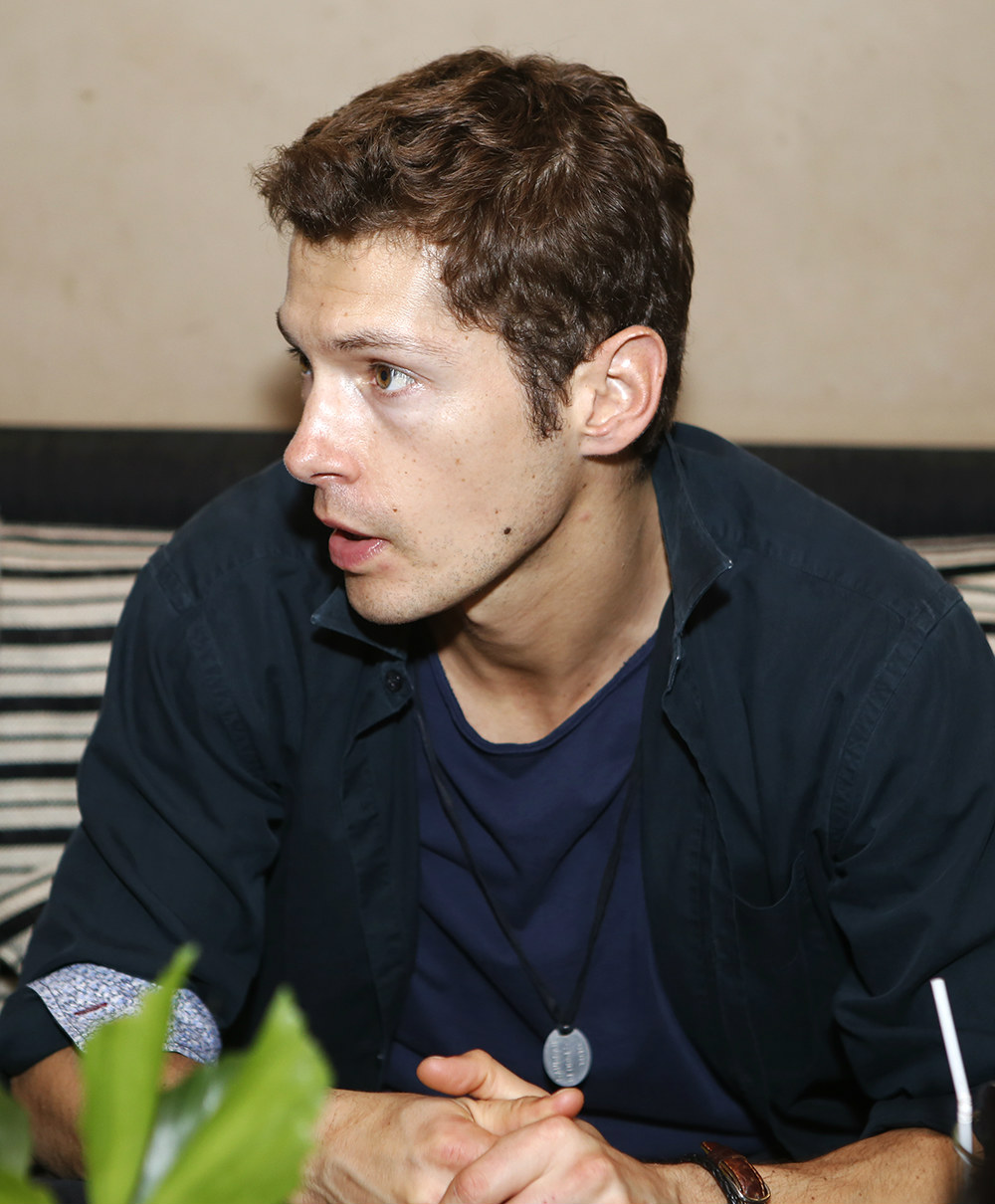 "Tôi tiếc vì khán giả Việt không được xem hết những cảnh nóng của phim" - 3