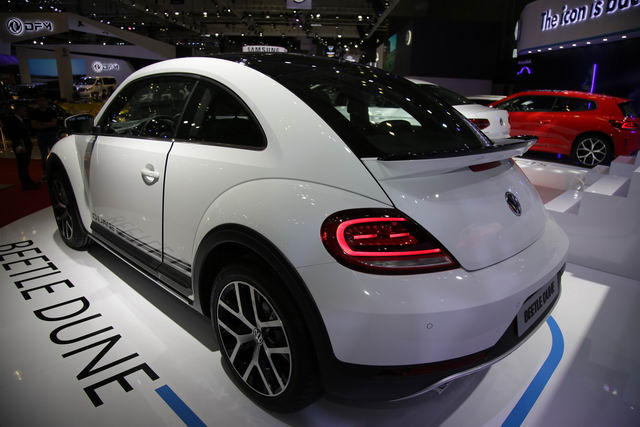 Volkswagen Beetle Dune giá 1,469 tỷ đồng ở Việt Nam - 3