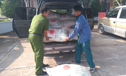 Giá đường ngoại rẻ, "đầu nậu" dùng chiêu tinh vi tuồn hàng về nước - 1