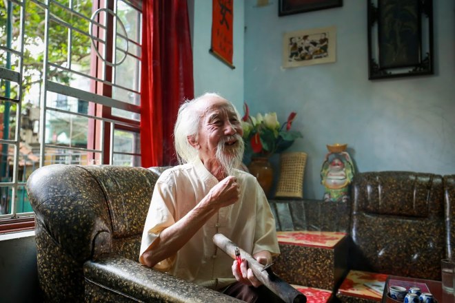 Hốt hoảng khi gặp diễn viên U90 "chết 5 lần 7 lượt" trên phim - 7