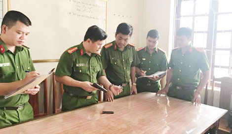 &#34;Cay mũi&#34; với đối thủ kinh doanh, mượn súng, rủ bạn đi dằn mặt đối thủ - 1