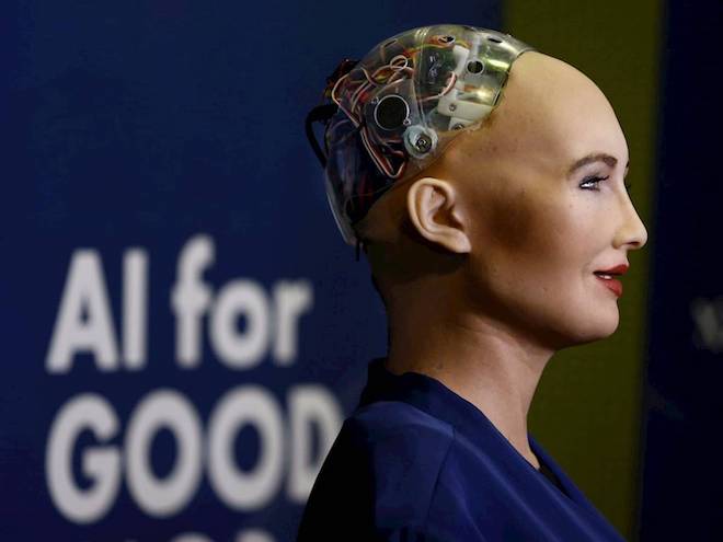 Gặp Sophia, công dân robot đầu tiên của thế giới, kẻ nói sẽ “hủy diệt loài người” - 1