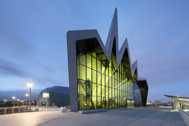 Bảo tàng Glasgow Riverside, Scotland: Công trình do kiến trúc sư Zaha Hadid thiết kế được hoàn thành vào năm 2011.