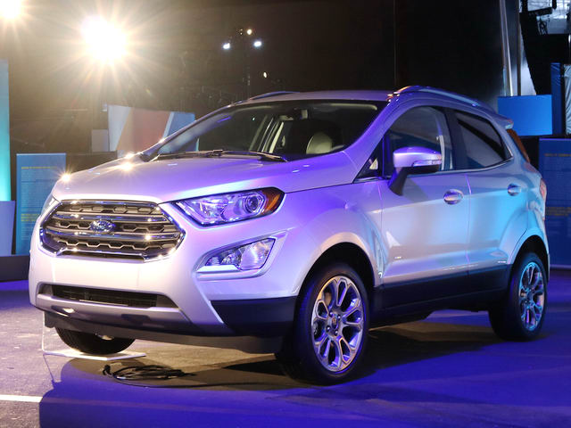 Ford EcoSport 2018 bản mới có giá 695 triệu đồng - 1