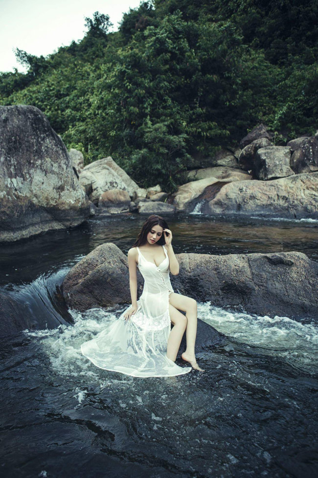 Người đẹp còn dự định về "đầu quân" cho một công ty giải trí truyền thông để phát triển sự nghiệp.