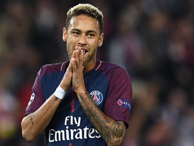 PSG nguy cơ bị đuổi khỏi cúp C1, Neymar hối hận đã rời Barca