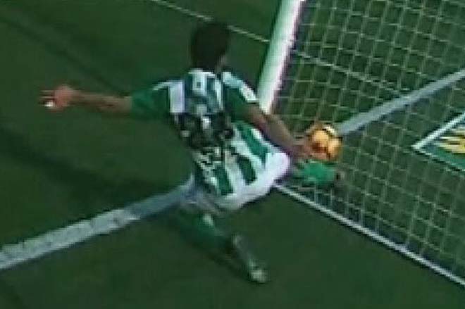 Thuyết âm mưu: La Liga ép Real, “biếu” chức vô địch giữ chân Barca - 4