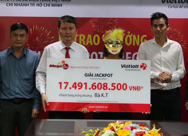 1001 kiểu hóa trang của người trúng jackpot tiền tỉ tại VN - 7