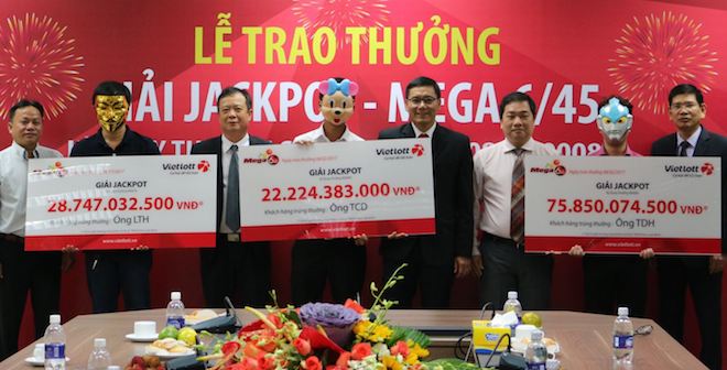 1001 kiểu hóa trang của người trúng jackpot tiền tỉ tại VN - 8