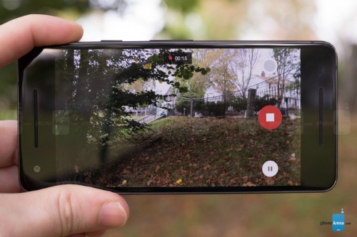 Google Pixel 2 XL gặp lỗi về âm thanh khi quay video - 1