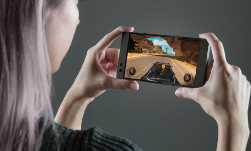 Ra mắt điện thoại Razer Phone: RAM 8GB, chơi game vô đối - 1