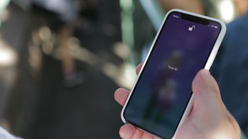 Apple sẽ không cố gắng đưa máy quét dấu vân tay Touch ID vào iPhone X - 1