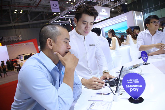 Dưới ống kính Note8, Motor show chưa bao giờ mới lạ đến thế - 7