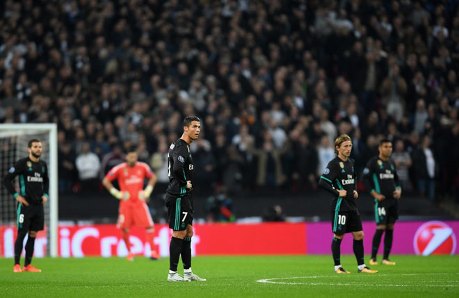 Ronaldo đã già, Real Madrid cần “bom tấn” hơn bao giờ hết - 2