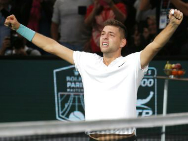 Krajinovic – Isner: Viết cổ tích nhờ loạt “đấu súng” (Bán kết Paris Masters) - 2