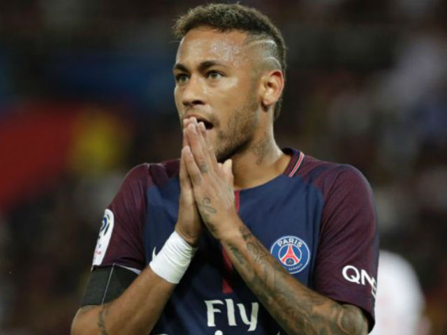 PSG thắng đậm: Nghi án Neymar bị cô lập, trốn sang Real thay Ronaldo