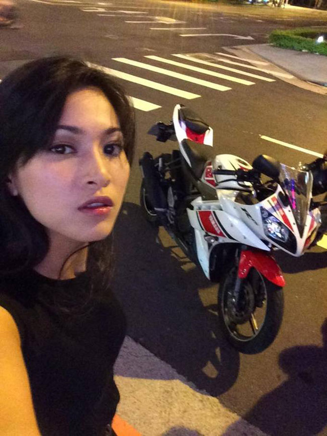 Nhung Kate kể có lần cô một mình đi motor từ Đà Nẵng về Sài Gòn trong đêm, trải qua gần 14 tiếng. Đó là một thử nghiệm đi tìm thú vui của người đẹp này.