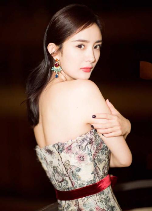 Những "ông hoàng, bà hậu" không ai dám đắc tội của Cbiz - 13