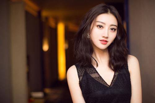 Những "ông hoàng, bà hậu" không ai dám đắc tội của Cbiz - 15