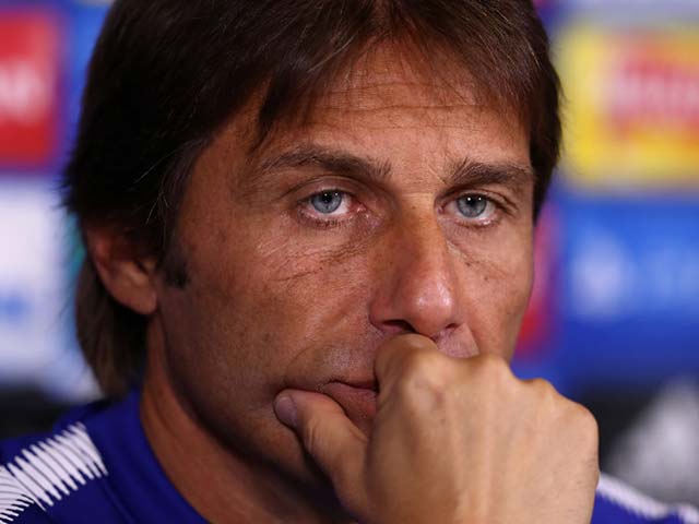 Thắng MU, Chelsea vẫn loạn: Conte gây sự trụ cột, giận dỗi muốn về Milan