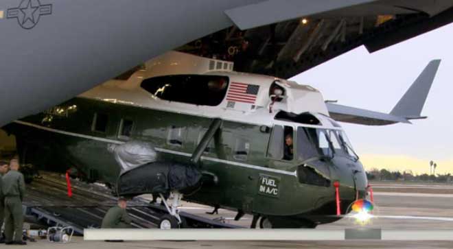 Trực thăng Marine One của ông Trump đang ở Việt Nam có gì đặc biệt? - 2