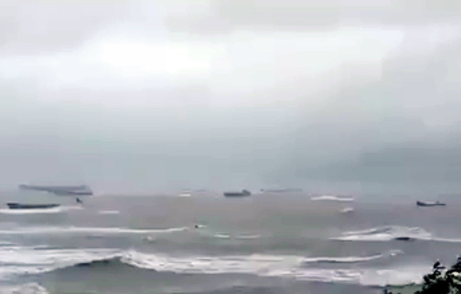 Hé lộ nguyên nhân vụ chìm tàu, thuyền viên rơi xuống biển ở Bình Định - 1