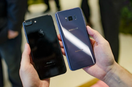 Kỳ phùng địch thủ: Chọn Galaxy S8+ hay iPhone 7 Plus? - 10