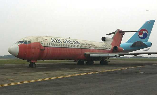 Máy bay Boeing bị &#34;bỏ rơi&#34; cả thập kỷ ở sân bay Nội Bài giờ ra sao? - 1