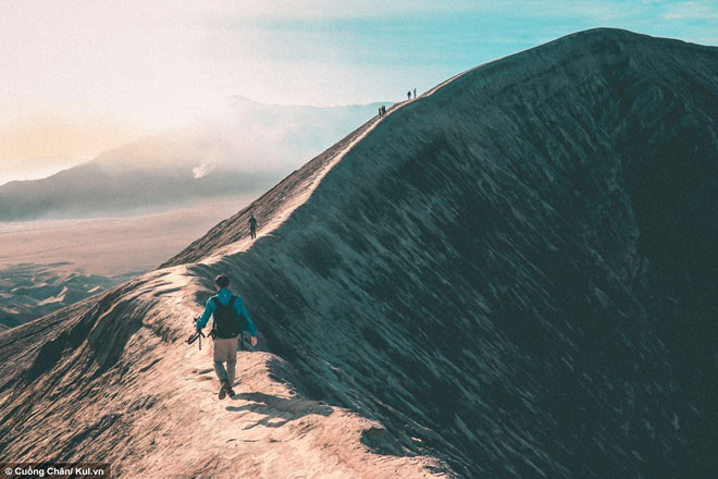 Thử một lần dạo bước trên miệng núi lửa Bromo - 7