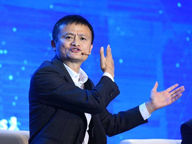 Tỉ phú Jack Ma: ‘Xã hội không tiền mặt đang tới gần’ - 1