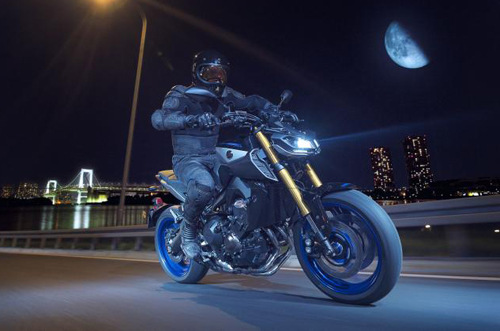 Yamaha MT-09 nhận được gói trang bị SP, phong cách thể thao - 1