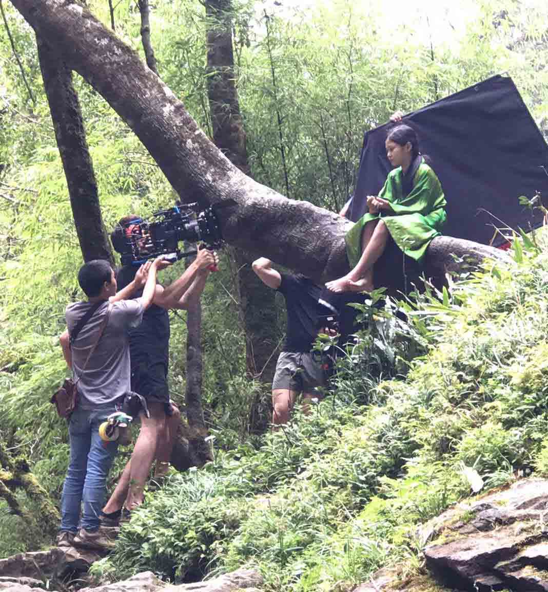 Bé gái Hà Nội đang làm "điên đảo" cộng đồng âm nhạc thế giới hot cỡ nào? - 3