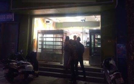 Nữ nhân viên tiệm bánh ngọt tử vong khi vừa hết ca làm - 1