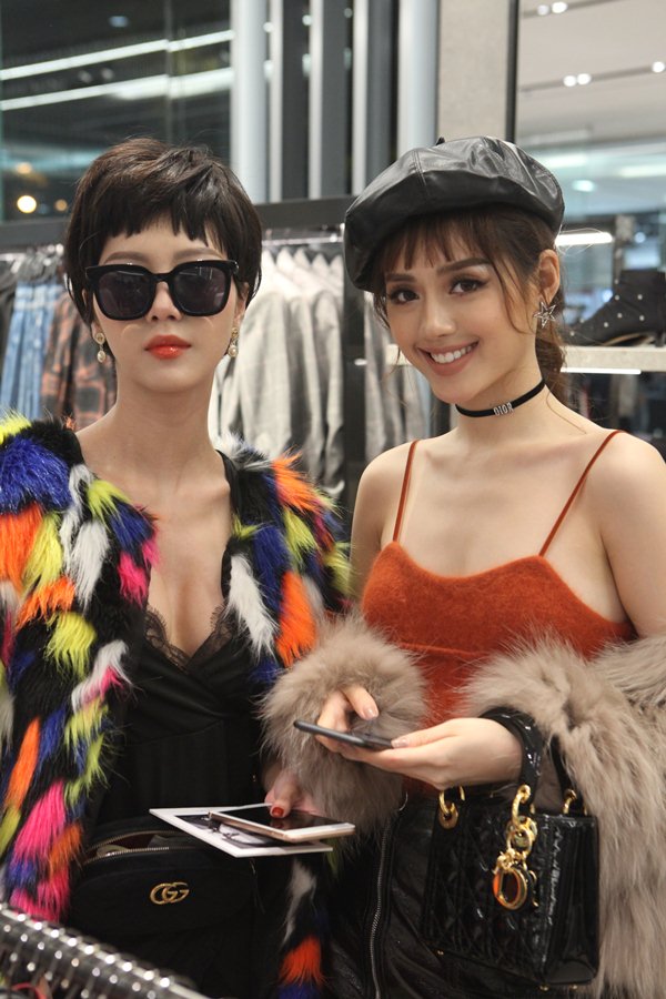 Quyết không kém cạnh H&M, tiệc khai trương Zara Hà Nội ngập sao và tín đồ - 1