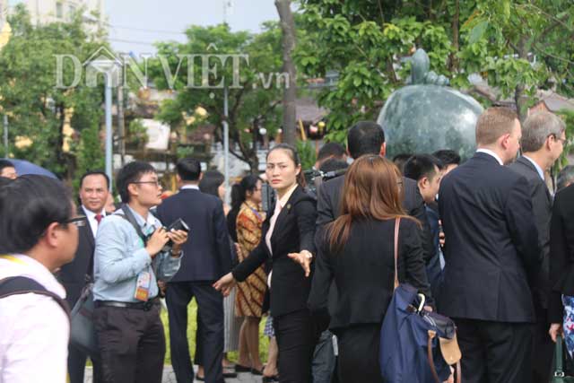 Nóng 24h qua: Xuất hiện nhiều nữ đặc vụ xinh đẹp bảo vệ an ninh APEC - 1