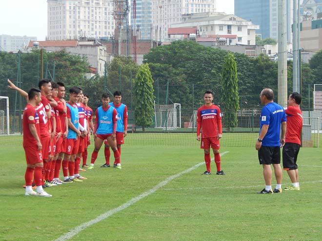 HLV Park Hang Seo muốn tuyển thủ Việt Nam siêu phòng ngự như thế nào? - 2