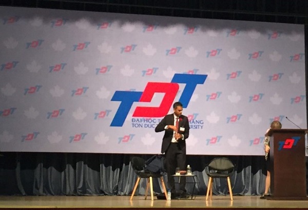 SV Tôn Đức Thắng háo hức chờ đón Thủ tướng Canada - 2