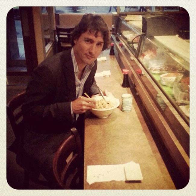 Làm thế nào để có thân hình “vạn người mê” như Thủ tướng Canada? - 2