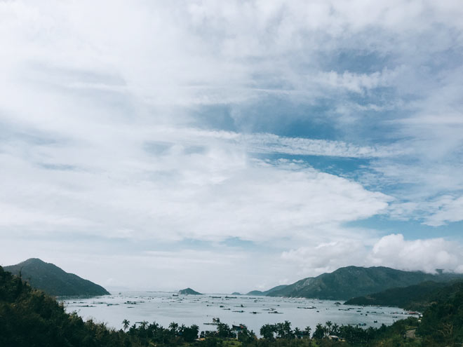 Những &#34;thiên đường&#34; ẩn giấu đẹp bất chấp nắng mưa ở xứ &#34;hoa vàng cỏ xanh&#34; - 19