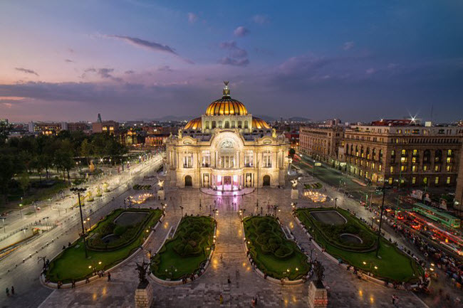 Thành phố Mexico City, Mexico: Thành phố này được lựa chọn là Thủ đô thiết kế thế giới 2018, nên đây là điểm đến hàng đầu của du khách đam mê thiết kế vào năm tới.