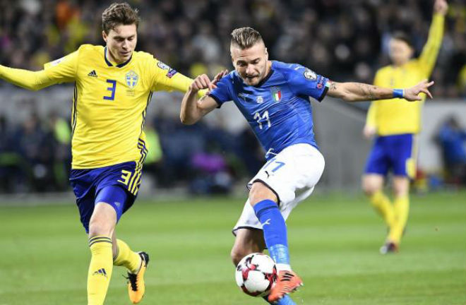 Lindelof cản Italia dự World Cup 2018: Mourinho và Ibrahimovic hả hê - 1