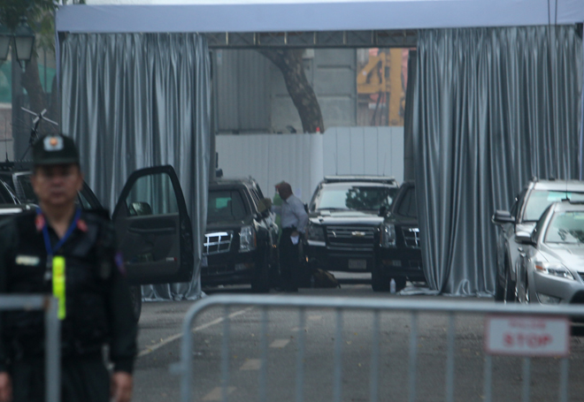 Tổng thống Donald Trump rời Hà Nội, kết thúc chuyến thăm Việt Nam - 15