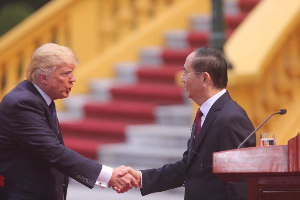Tổng thống Donald Trump rời Hà Nội, kết thúc chuyến thăm Việt Nam - 6
