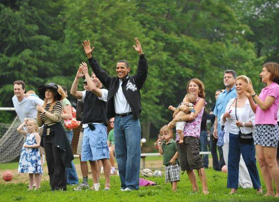 Vì sao ông Trump hầu như không bao giờ mặc quần jeans? - 2