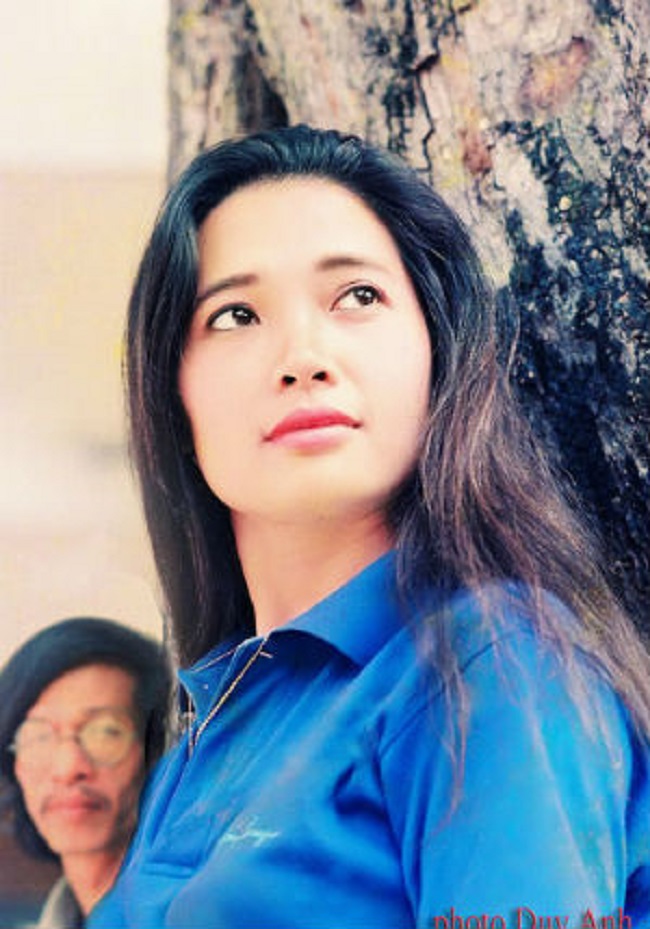 Lê Vân từng tham gia nhiều phim điện ảnh Việt, trong đó nổi bật nhất là vai Đặng Thị Huệ và chị Dậu. Tuy nhiên những năm gần đây cô đã rút lui khỏi nghệ thuật và chuyên tâm với gia đình của mình.