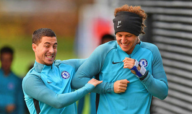 Chelsea căng thẳng: HLV Conte xử Luiz, Hazard dọa tạo phản - 1