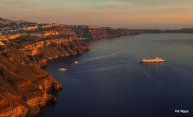 Santorini - Những điều nhất định phải biết về &#34;hòn đảo của các thiên thần&#34; - 25