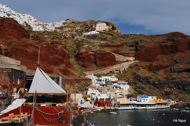 Santorini - Những điều nhất định phải biết về &#34;hòn đảo của các thiên thần&#34; - 32