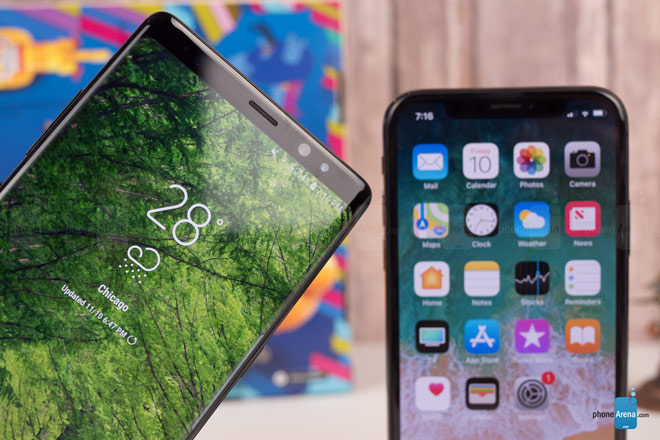 So sánh iPhone X với Galaxy Note 8: &#34;Cuộc chạm trán nảy lửa&#34; - 13