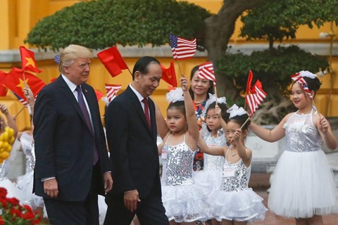 Forbes: VN là nước thành công nhất khi đón Tổng thống Donald Trump - 2